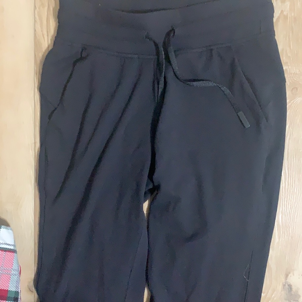 lululemon joggers